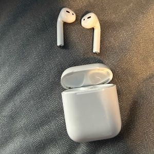 Apple Airpods